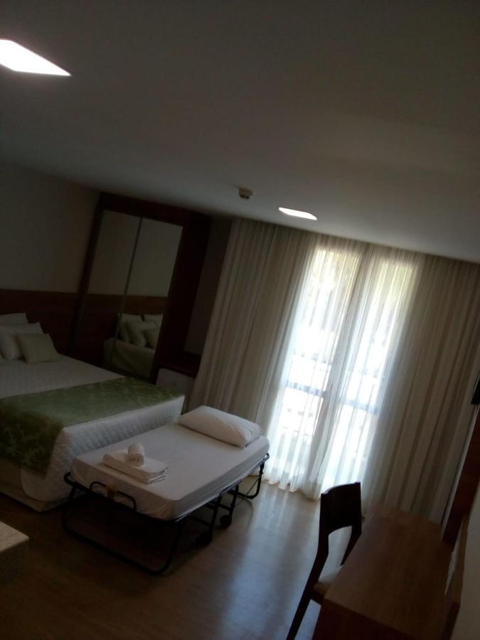 Suite Cond Vista Azul Em Pedra Azul - 多明戈斯马丁斯 外观 照片