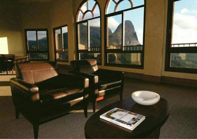 Suite Cond Vista Azul Em Pedra Azul - 多明戈斯马丁斯 外观 照片